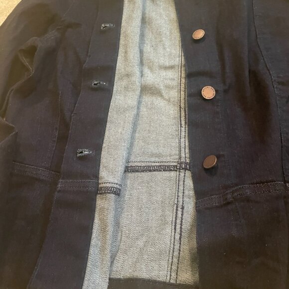 NWT LOFT BRAND ARK DENIM JEAN JACKET  SIZE MEDIUM - Picture 2 of 7